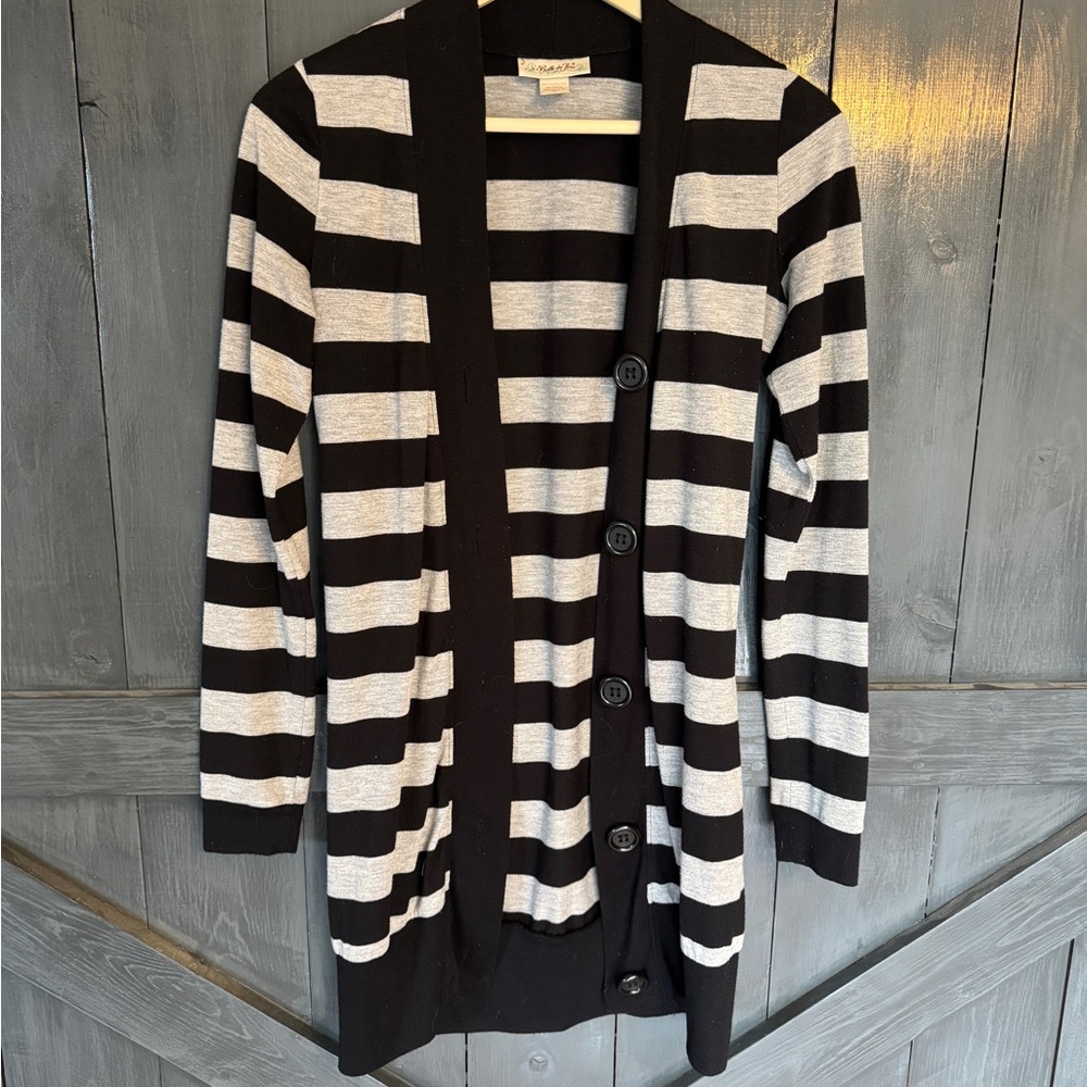 Women’s Small Belle Du Jour Black and White Striped Cardigan Sweater